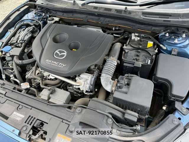 Mazda AXELA SPORT 2017-01 7617852-13