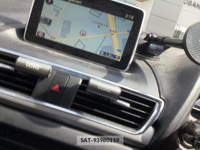 Mazda AXELA SPORT 2014-01 7617862-14