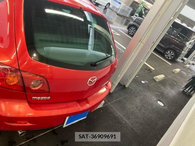 Mazda AXELA SPORT 2004-02 7617865-1