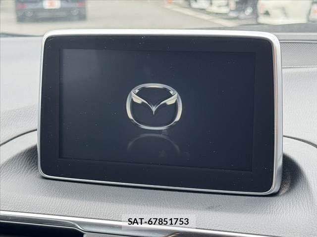 Mazda AXELA SPORT 2014-08 7617853-2