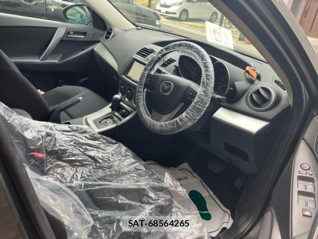 Mazda AXELA SPORT 2011-08 7725333-11