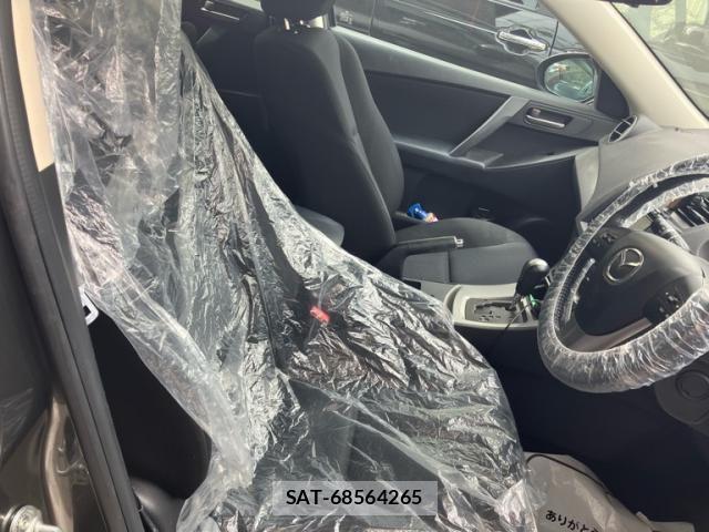 Mazda AXELA SPORT 2011-08 7725333-12