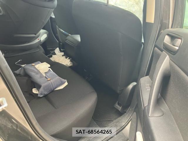 Mazda AXELA SPORT 2011-08 7725333-13