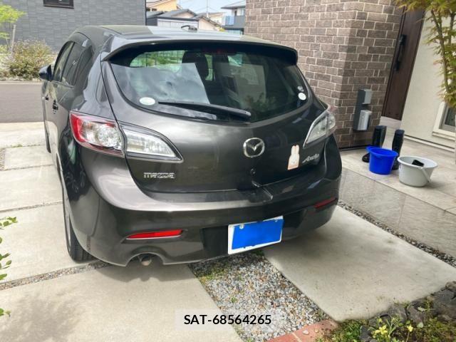 Mazda AXELA SPORT 2011-08 7725333-3