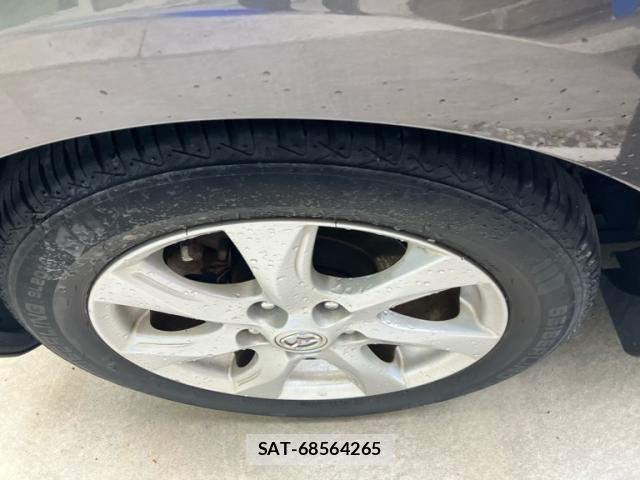 Mazda AXELA SPORT 2011-08 7725333-8