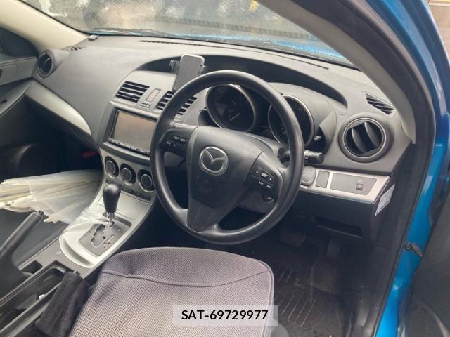 Mazda AXELA SPORT 2010-08 7725334-9