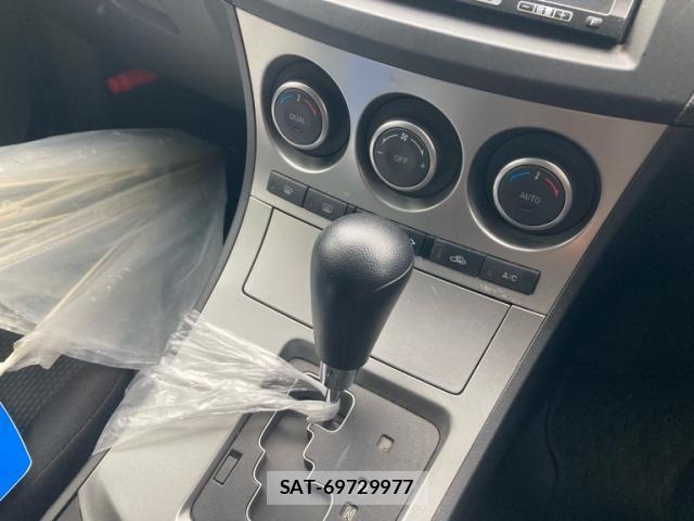 Mazda AXELA SPORT 2010-08 7725334-17