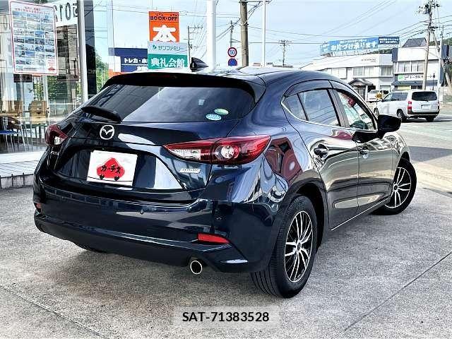 Mazda AXELA SPORT 2017-09 7725326-2