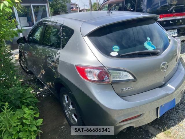 Mazda AXELA SPORT 2009-08 7725336-6