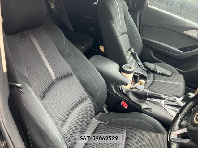 Mazda AXELA SPORT 2017-06 7725332-15
