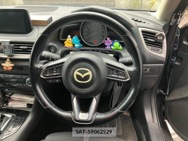 Mazda AXELA SPORT 2017-06 7725332-17