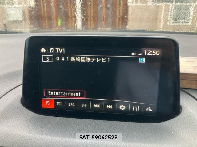 Mazda AXELA SPORT 2017-06 7725332-25