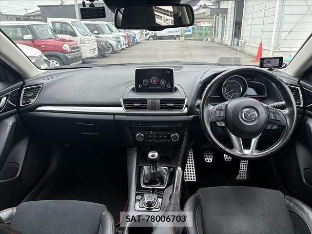 Mazda AXELA SPORT 2014-03 7725324-1