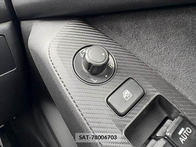 Mazda AXELA SPORT 2014-03 7725324-25