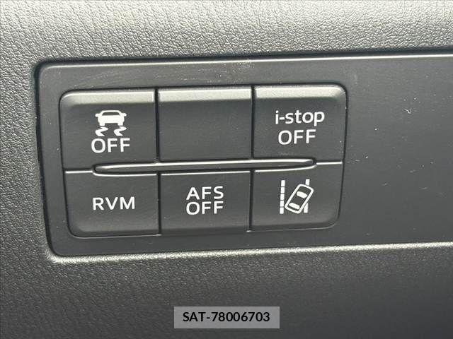 Mazda AXELA SPORT 2014-03 7725324-5