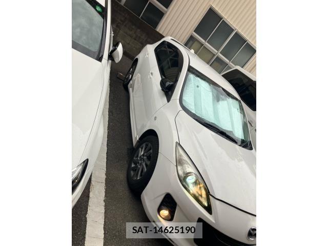 Mazda AXELA SPORT 2013-08 7786742-3
