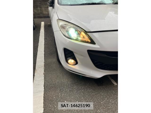 Mazda AXELA SPORT 2013-08 7786742-4