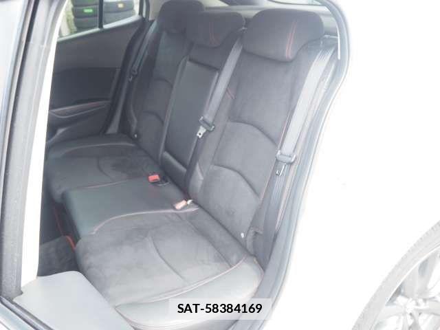 Mazda AXELA SPORT 2014-01 7786744-9