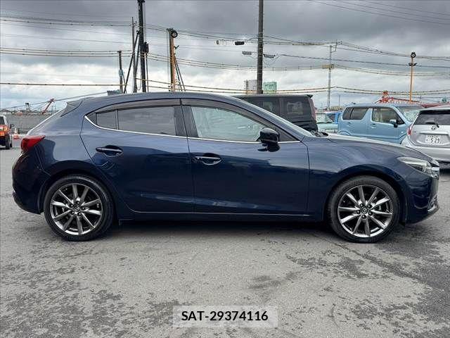 Mazda AXELA SPORT 2016-11 7786761-11
