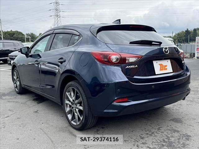 Mazda AXELA SPORT 2016-11 7786761-12