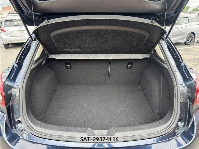 Mazda AXELA SPORT 2016-11 7786761-18