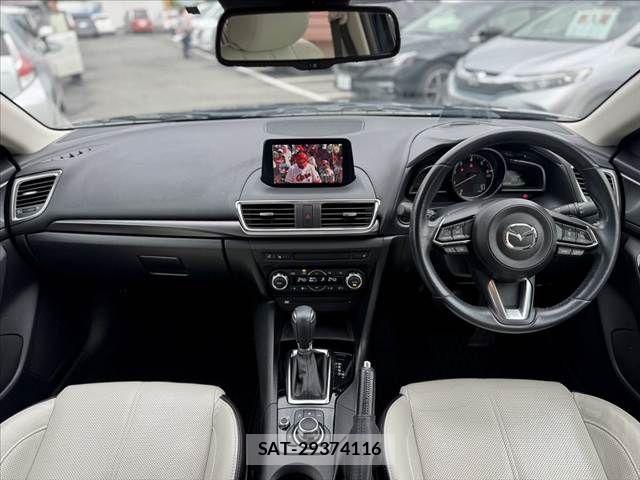 Mazda AXELA SPORT 2016-11 7786761-1