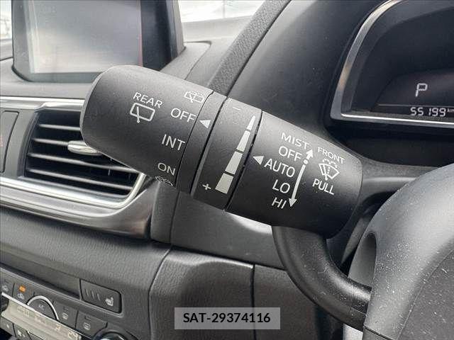 Mazda AXELA SPORT 2016-11 7786761-28