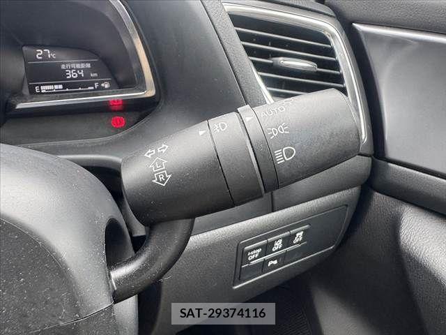 Mazda AXELA SPORT 2016-11 7786761-29