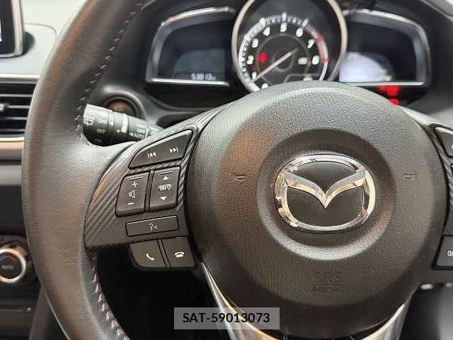 Mazda AXELA SPORT 2014-11 7877555-14