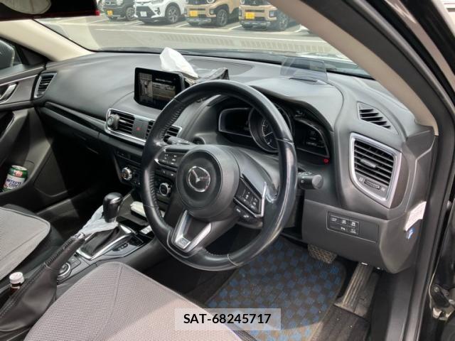 Mazda AXELA SPORT 2017-09 7877556-10