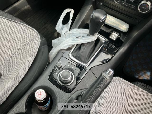 Mazda AXELA SPORT 2017-09 7877556-19