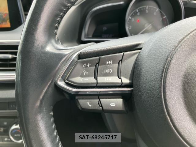 Mazda AXELA SPORT 2017-09 7877556-21