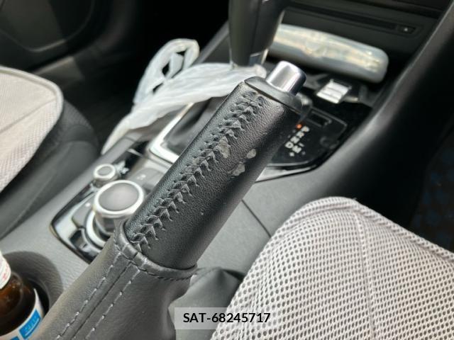 Mazda AXELA SPORT 2017-09 7877556-25
