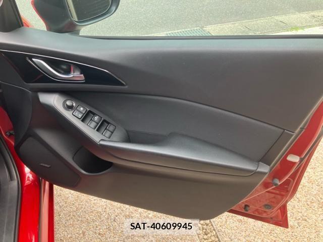 Mazda AXELA SPORT 2015-11 7877558-9