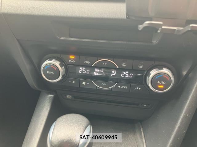 Mazda AXELA SPORT 2015-11 7877558-15