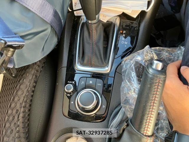 Mazda AXELA SPORT 2014-09 7979834-18