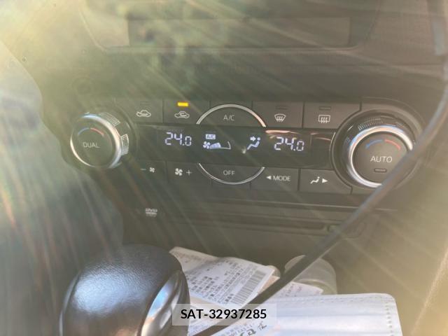 Mazda AXELA SPORT 2014-09 7979834-20
