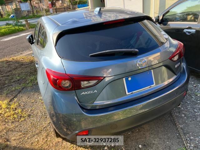 Mazda AXELA SPORT 2014-09 7979834-4