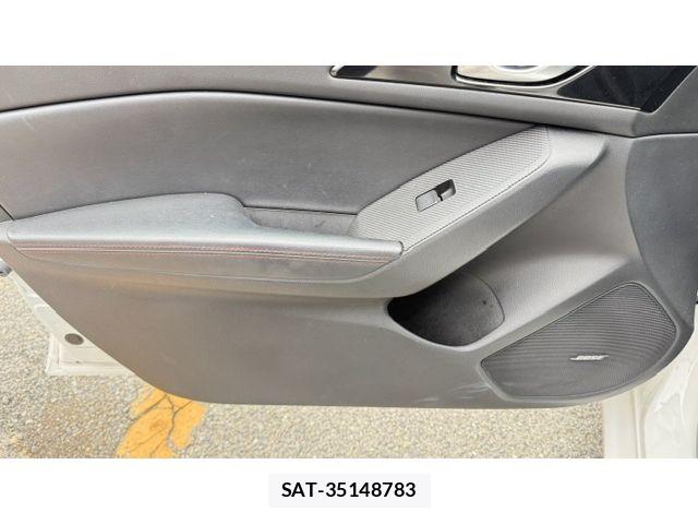 Mazda AXELA SPORT 2013-12 7979836-26