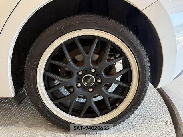 Mazda AXELA SPORT 2014-02 7979833-29