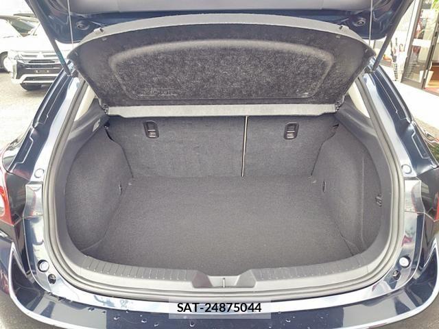 Mazda AXELA SPORT 2016-03 8036570-29