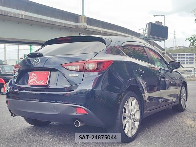 Mazda AXELA SPORT 2016-03 8036570-5