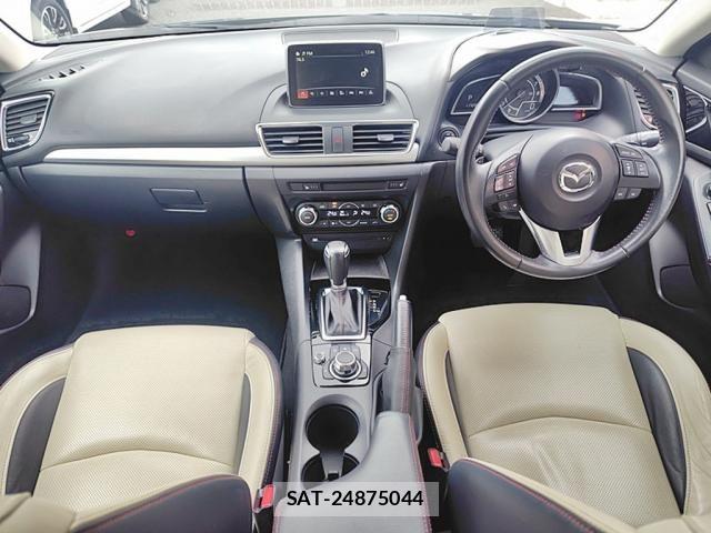 Mazda AXELA SPORT 2016-03 8036570-6