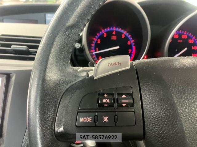 Mazda AXELA SPORT 2010-04 8036572-15