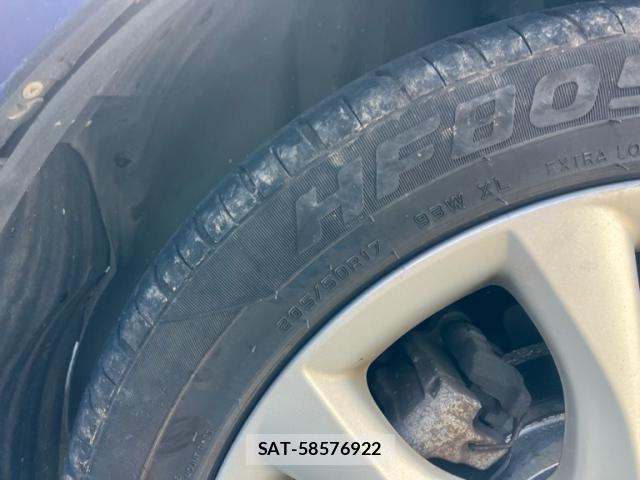Mazda AXELA SPORT 2010-04 8036572-24