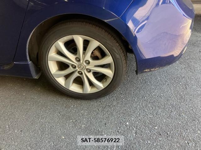 Mazda AXELA SPORT 2010-04 8036572-6