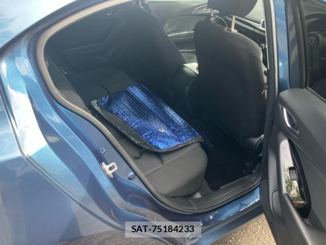 Mazda AXELA SPORT 2017-09 8036568-14