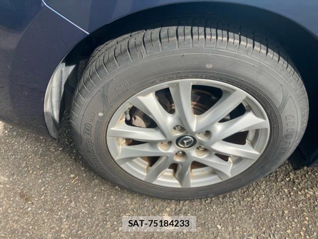 Mazda AXELA SPORT 2017-09 8036568-3