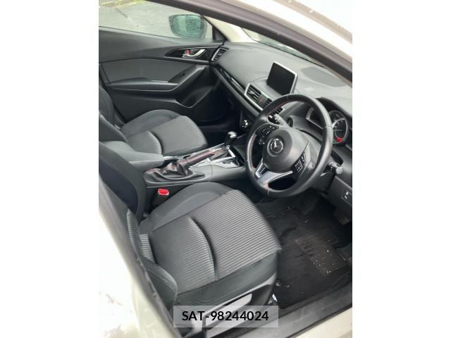 Mazda AXELA SPORT 2015-10 8036569-10