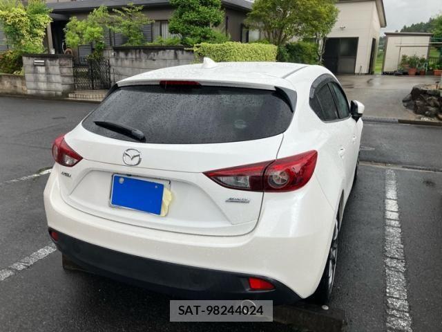 Mazda AXELA SPORT 2015-10 8036569-2